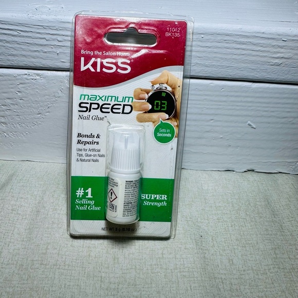 KISS Nail Care Trio with Purple and Gold Accents - Picture 4 of 6